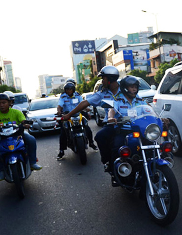 Dịch vụ hộ tống